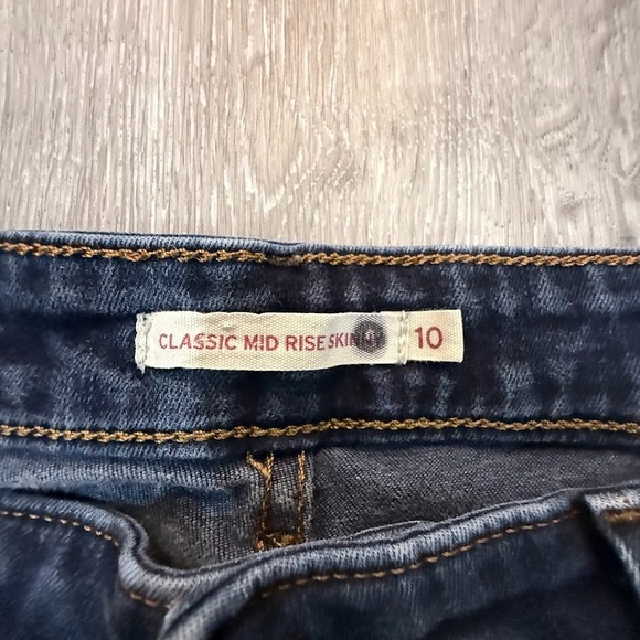Levis Classic Mid Rise Skinny Jeans Womens 10 Blue Stretch Denim Dark Wash 27x27 - Picture 3 of 6
